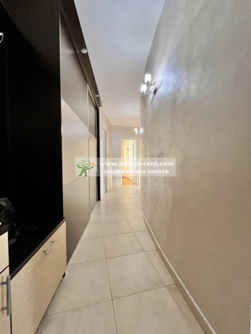Ideal for a family: Furnished home in a preferred location! Three-room, fully furnished apartment for rent in the Druzhba neighborhood, Haskovo, near the 2nd and 3rd polyclinics.