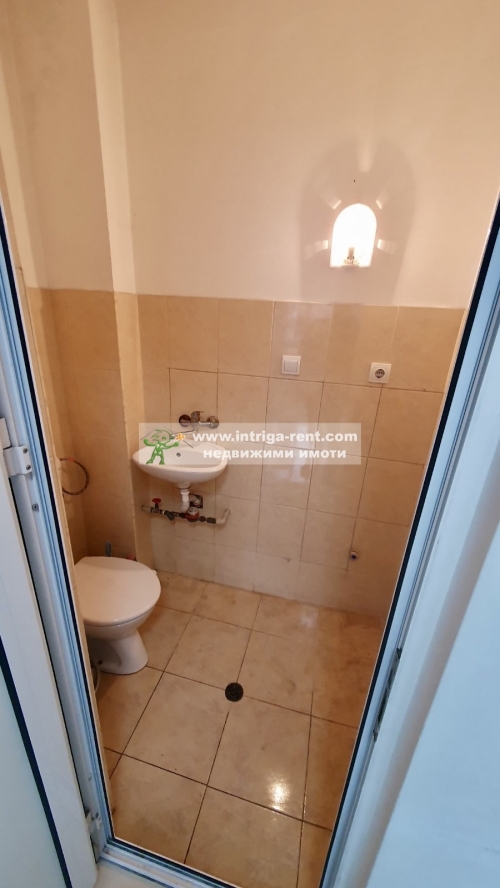 Ready-to-use medical office for rent near the First Polyclinic, located in the central part of Haskovo.