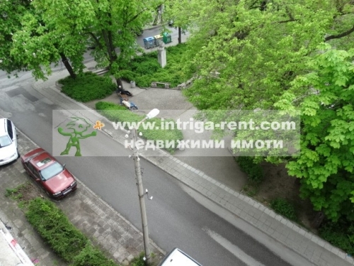 Three-room monolithic apartment for rent, located in the Uchilishni neighborhood of the city of Haskovo.
