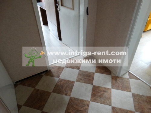 Three-room monolithic apartment for rent, located in the Uchilishni neighborhood of the city of Haskovo.