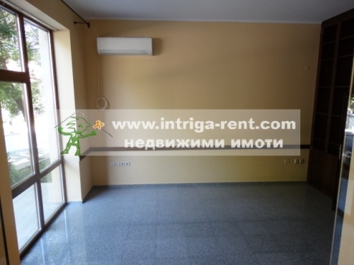Commercial property – Representative office/office for rent in the center of Haskovo.