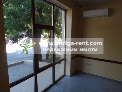 Commercial property – Representative office/office for rent in the center of Haskovo.