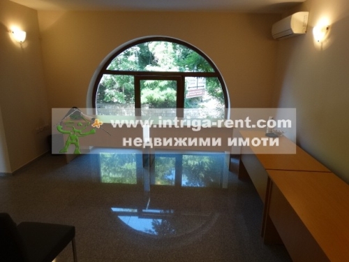 Commercial property – Representative office/office for rent in the center of Haskovo.